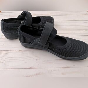 Girls Lands End Sporty Black Mary Jane Dress Shoes